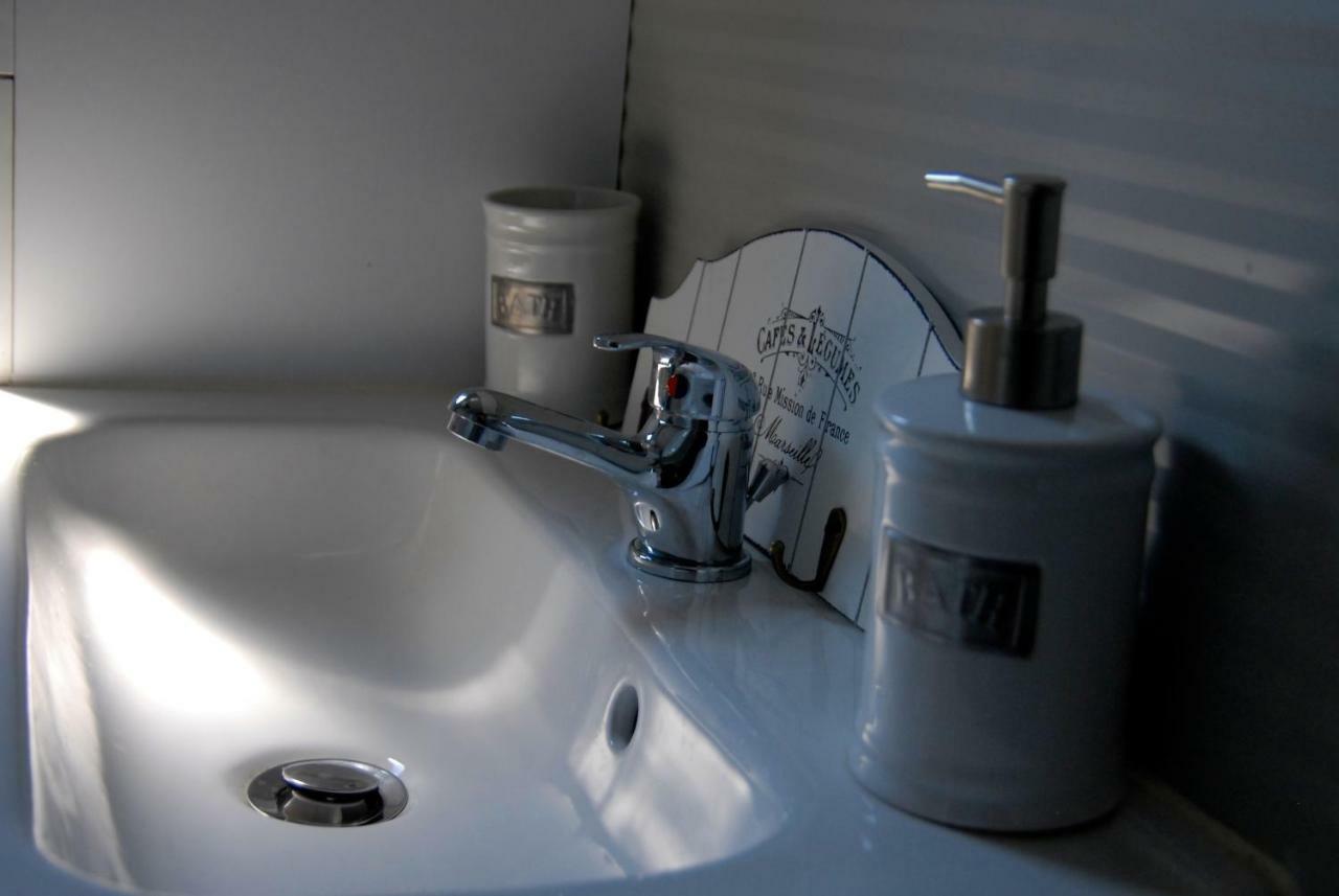House Boat Luxury Cagliari Hotell Eksteriør bilde